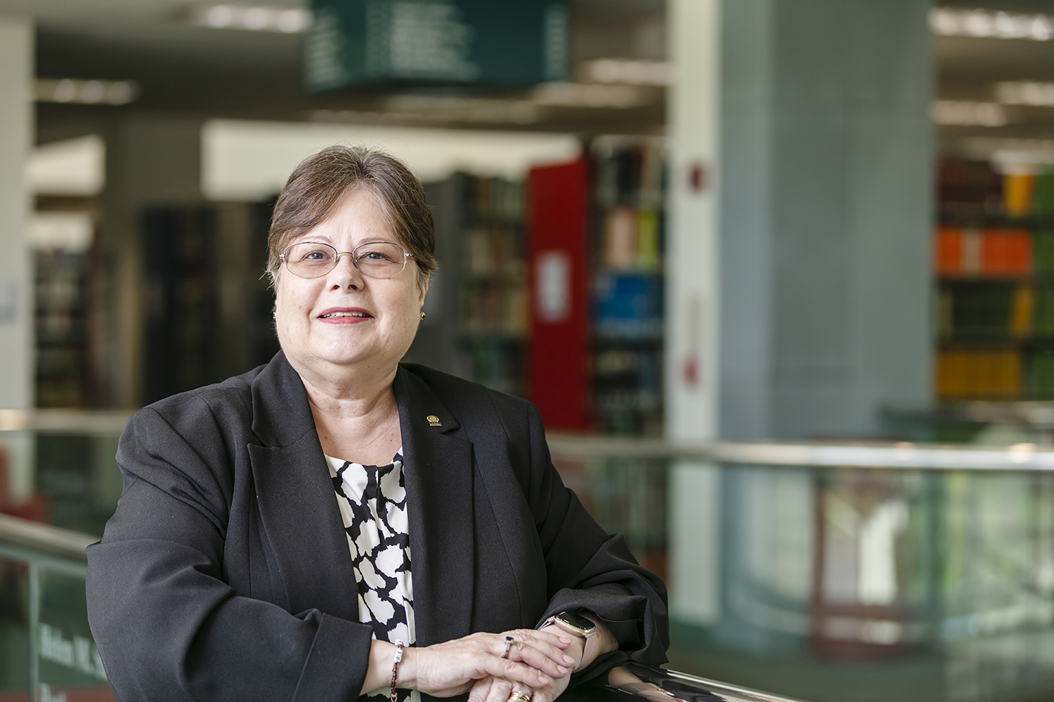 Dean of Libraries Linda Golian Lui Headshot