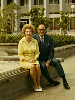 Photograph of Dr. Kenneth Williams and his wife on the FAU campus